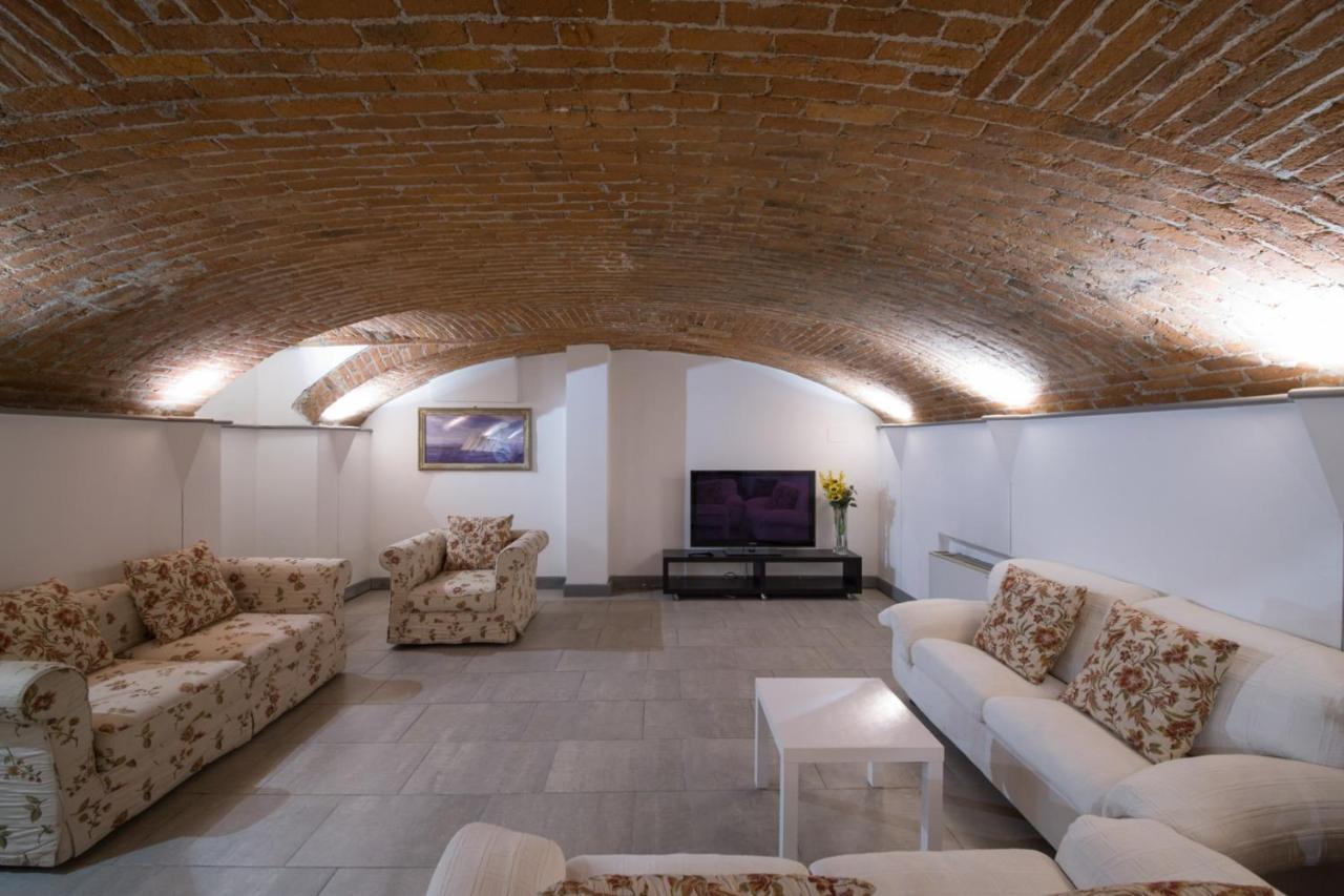 Loft In Navigli District With Jacuzzi & Sauna - Papiniano Milán Exterior foto